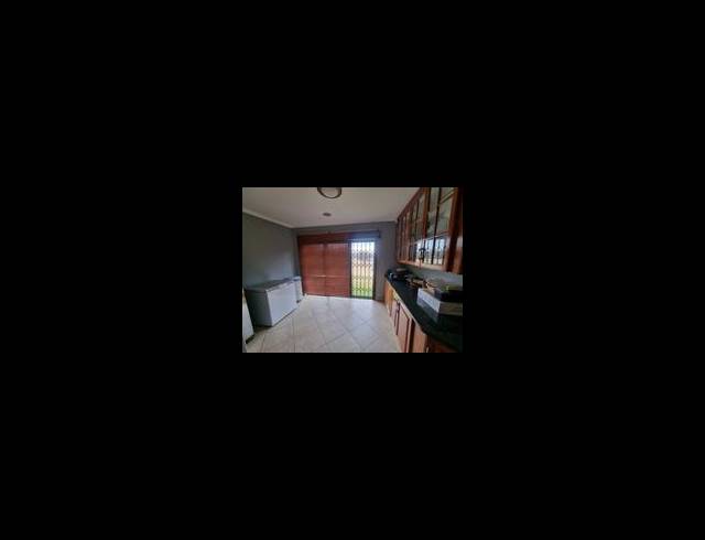 4 BEDROOM CLUSTER FOR SALE IN FLEURDAL